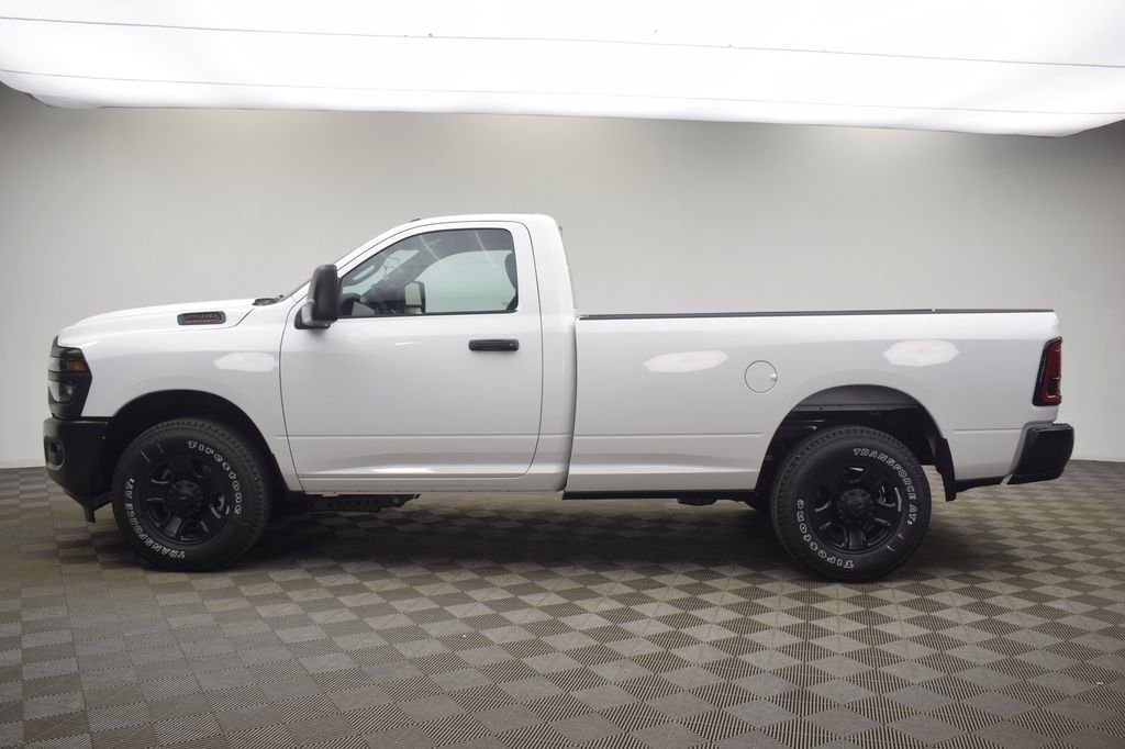 New 2026 Bright White Clear-Coat Exterior Paint RAM Tradesman image 13