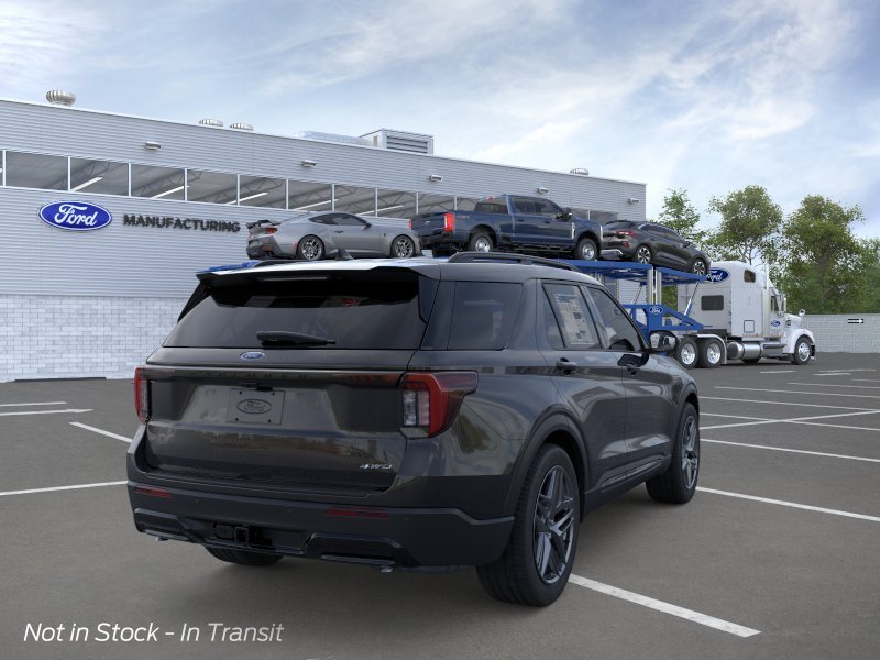 New 2026 Agate Black Metallic Ford ST-Line image 8