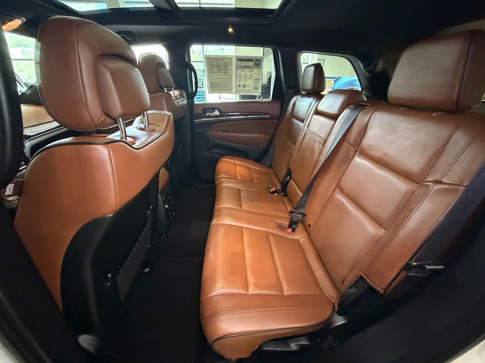 Used 2020 Off-white Jeep Overland image 41