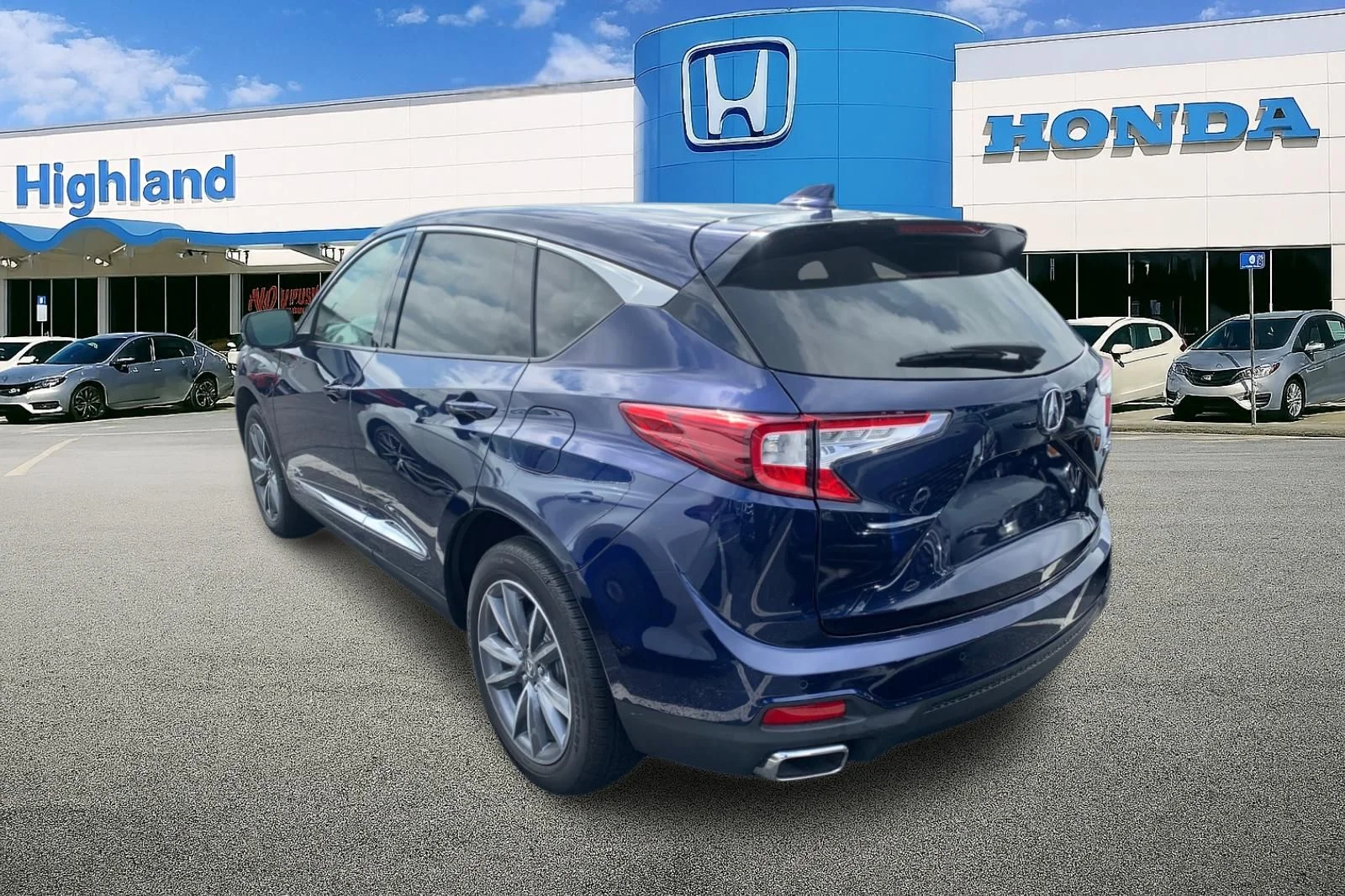 Used 2024  Acura Technology Package image 2
