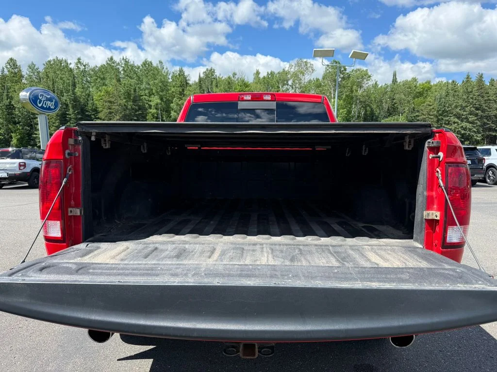 Used 2017 Flame Red Clearcoat Ram Big Horn image 6