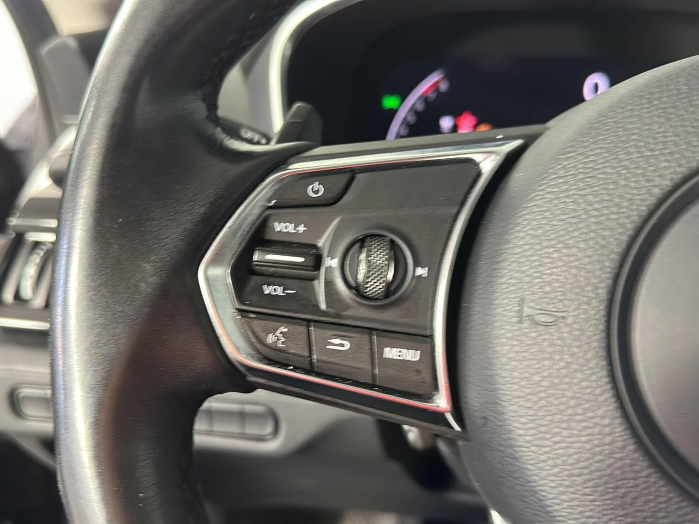 Used 2025 Liquid Carbon Metallic Acura SH-AWD w/Tech image 22