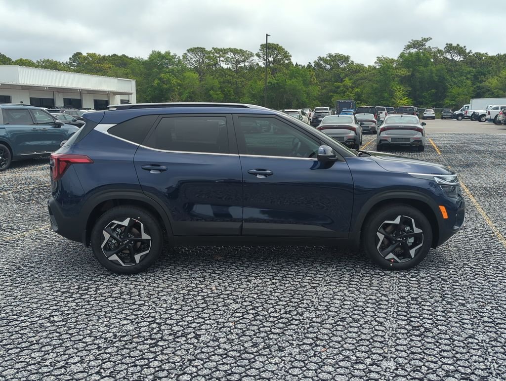 New 2026 Dark Ocean Blue Kia EX image 8