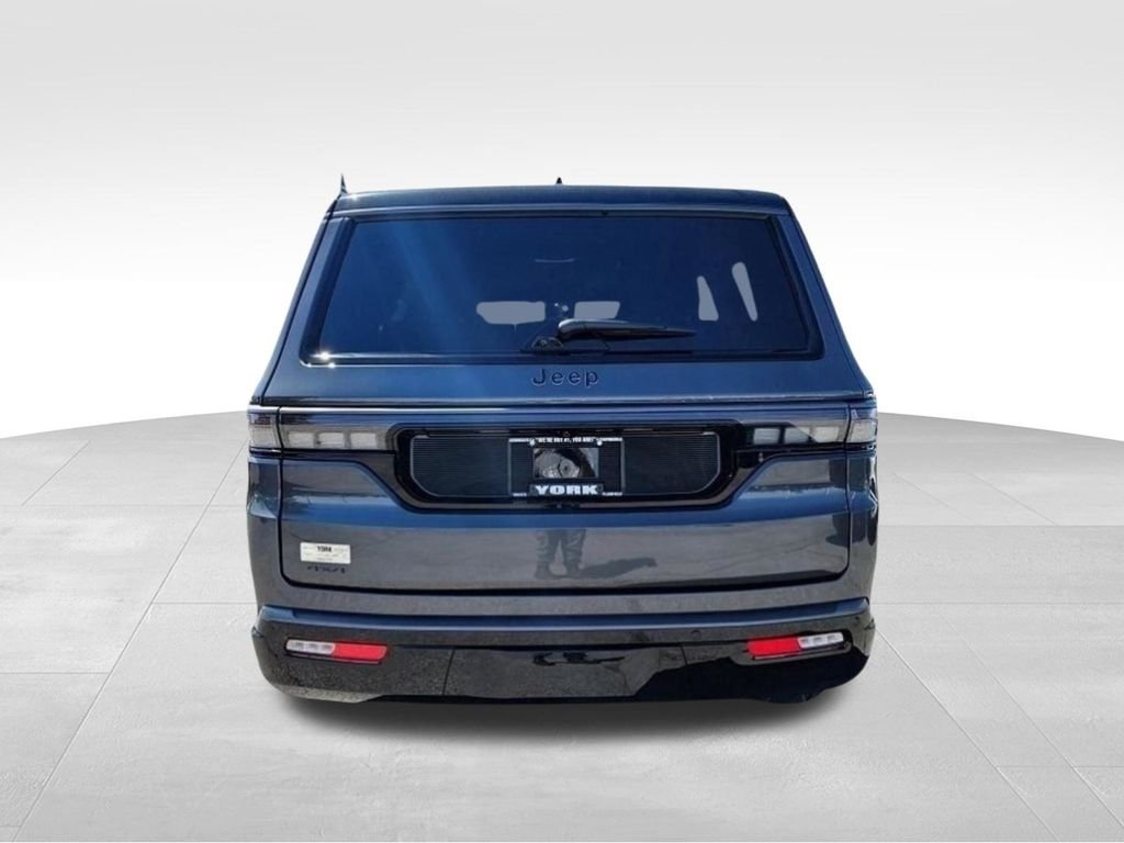New 2026 Baltic Gray Metallic Clearcoat Jeep Summit Obsidian image 4
