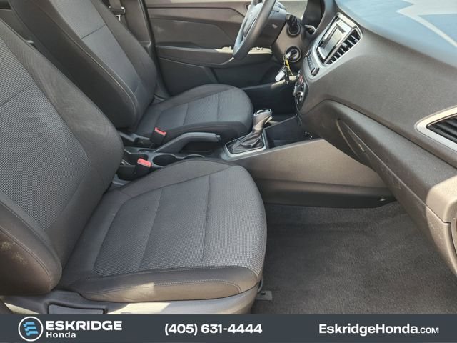 Used 2019 Gray Hyundai SE image 14