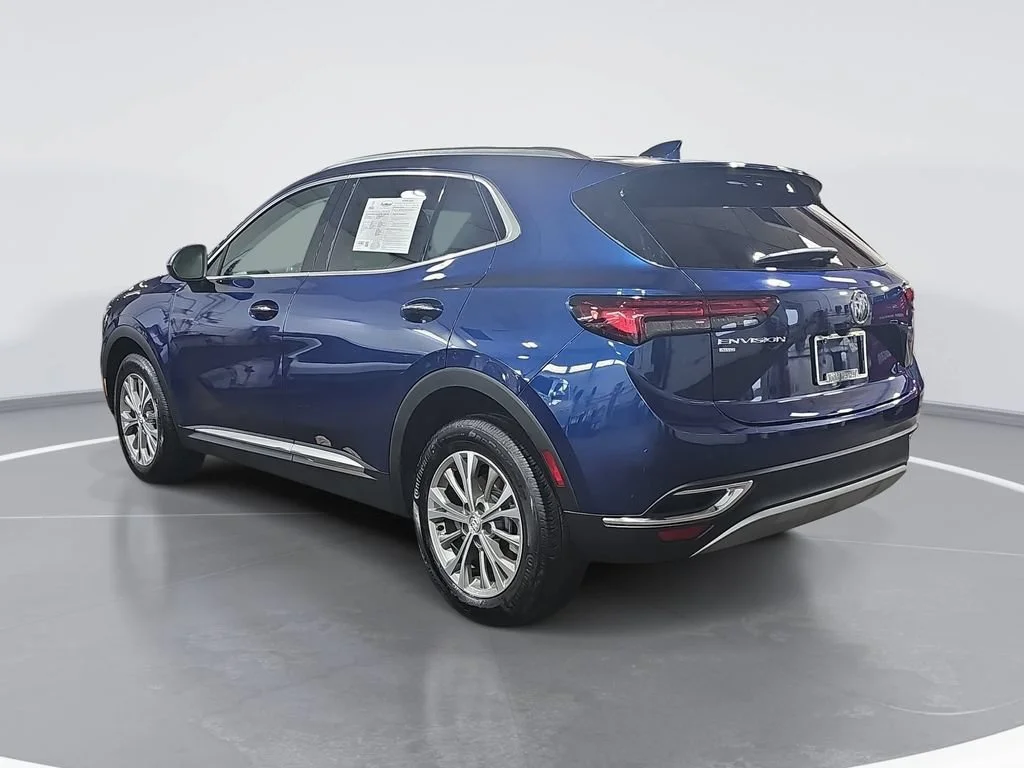 Used 2023 SAPPHIRE METALLIC Buick Preferred image 6