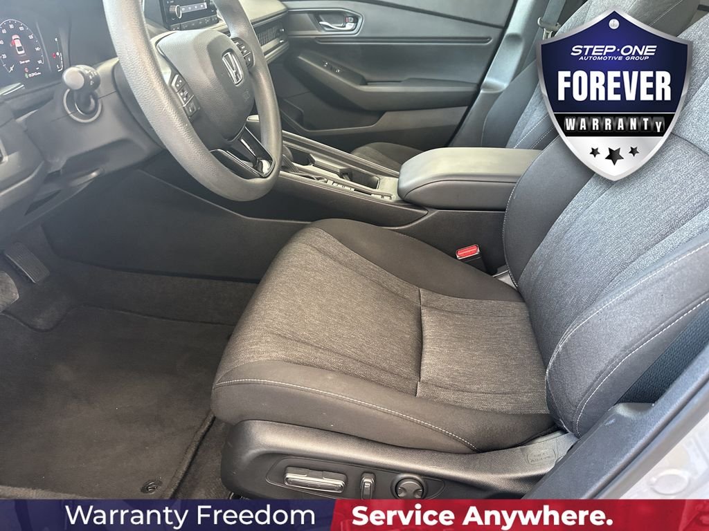 Used 2023  Honda EX image 14