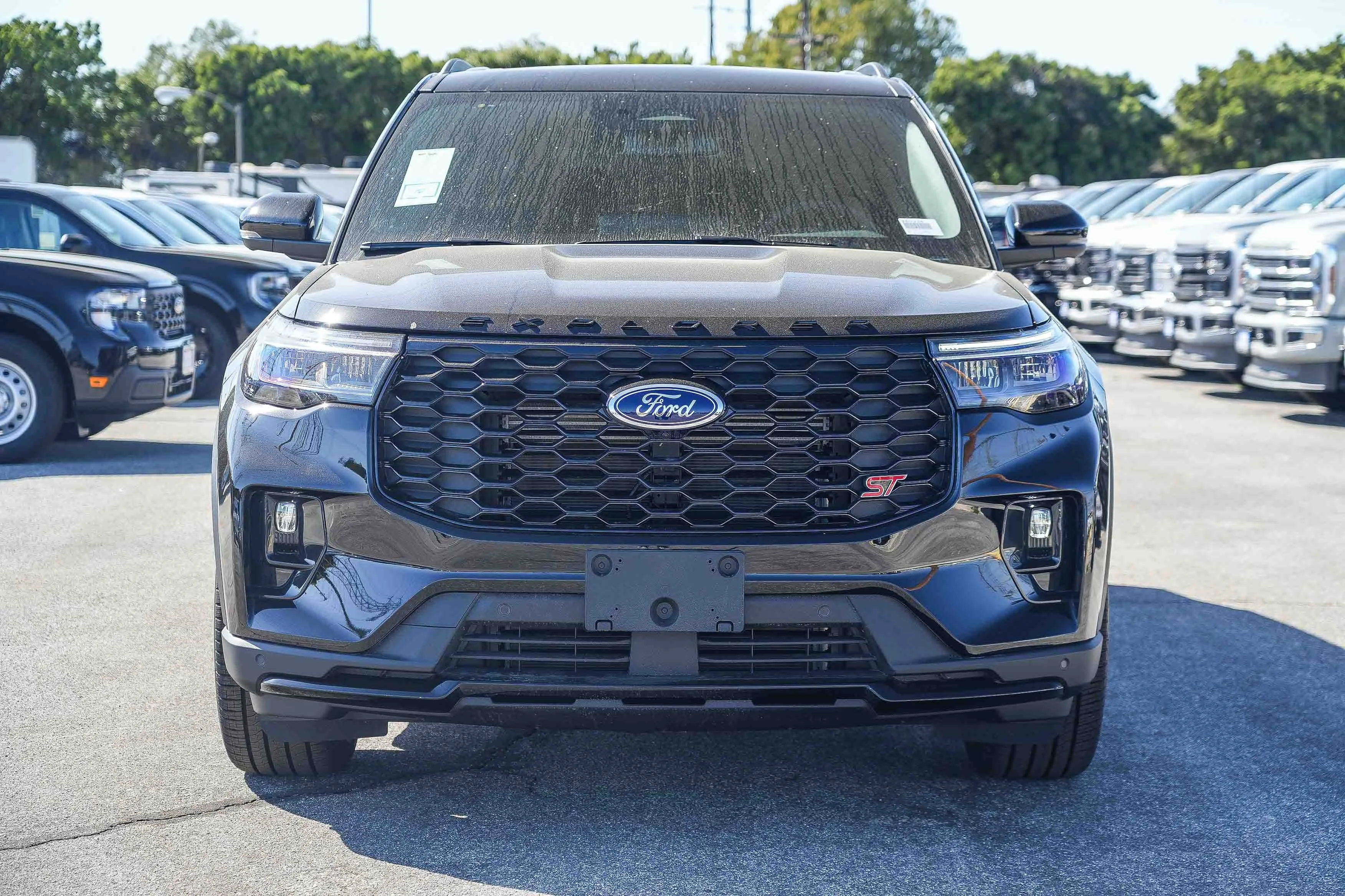 New 2026 Agate Black Metallic Ford ST image 4