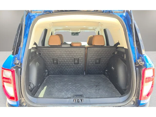 Used 2022 Blue Metallic Ford Outer Banks image 19