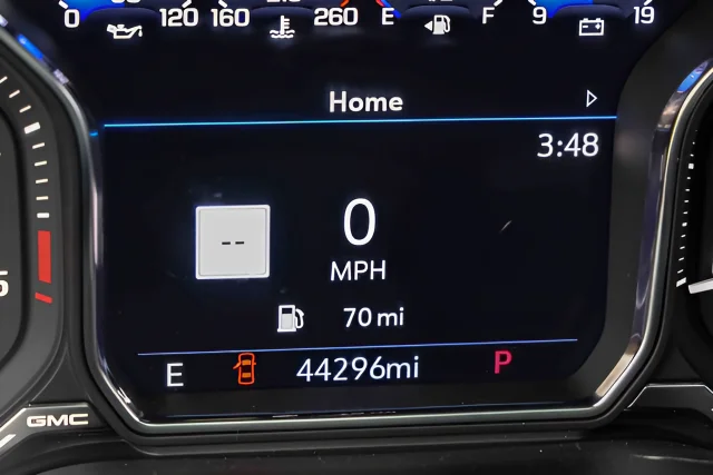 Used 2022 Blue GMC Denali image 8