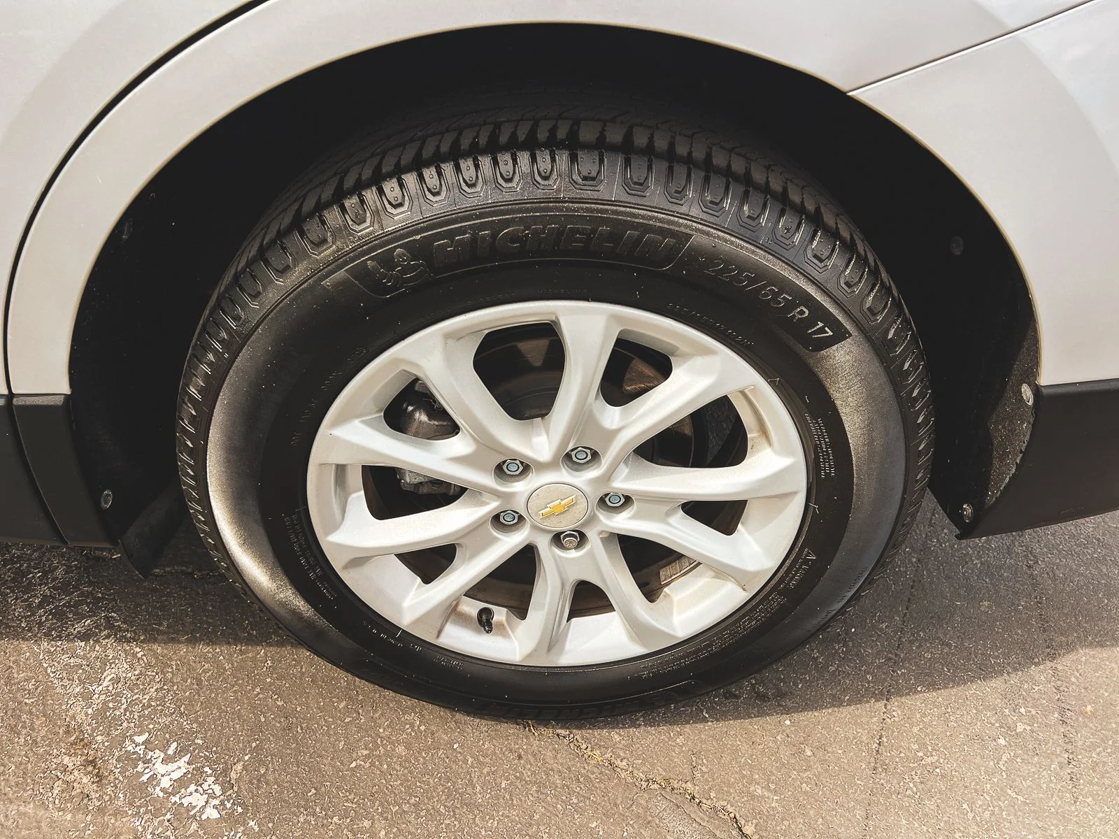 2019 Chevrolet Equinox LT - Photo 11