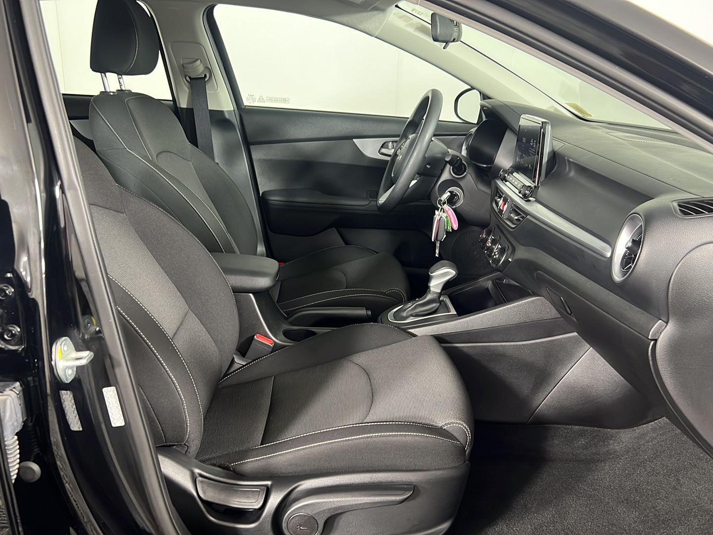 Used 2023 Aurora Black Pearl Kia LXS image 23