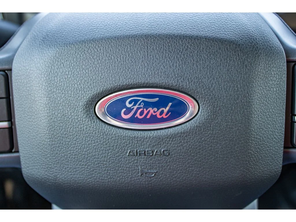 New 2026 Avalanche Ford F-350® Lariat® image 43