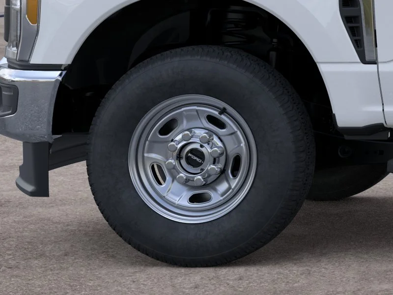 New 2026 Oxford White Ford XL image 19