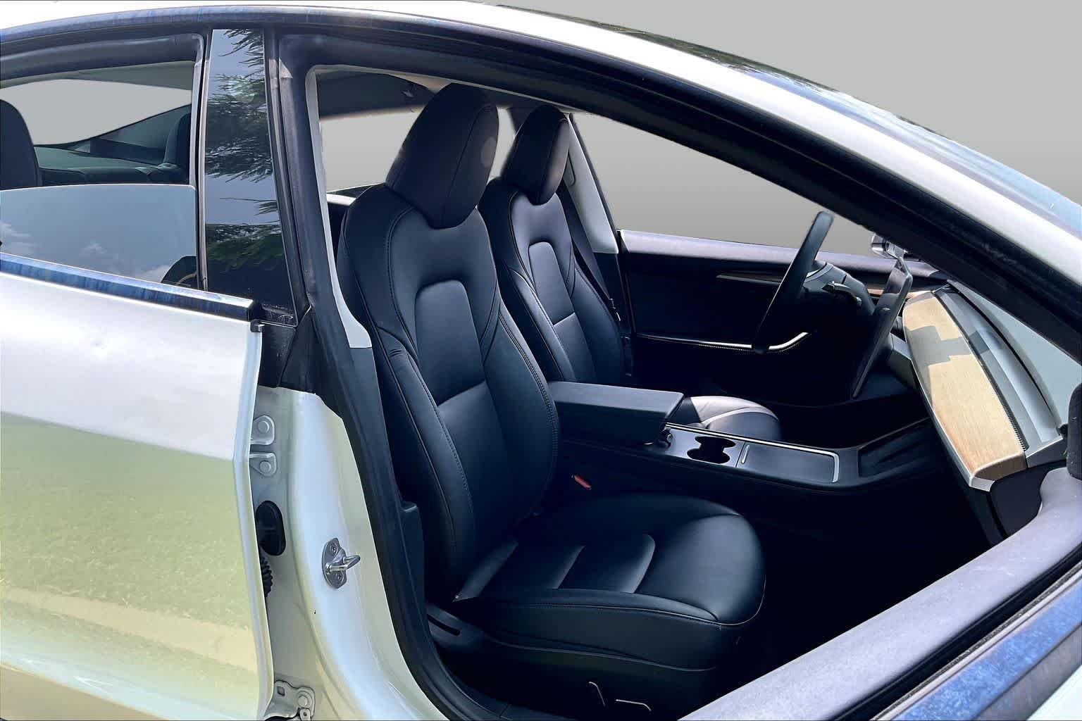 Used 2023 Pearl White Multi-Coat Tesla  image 7