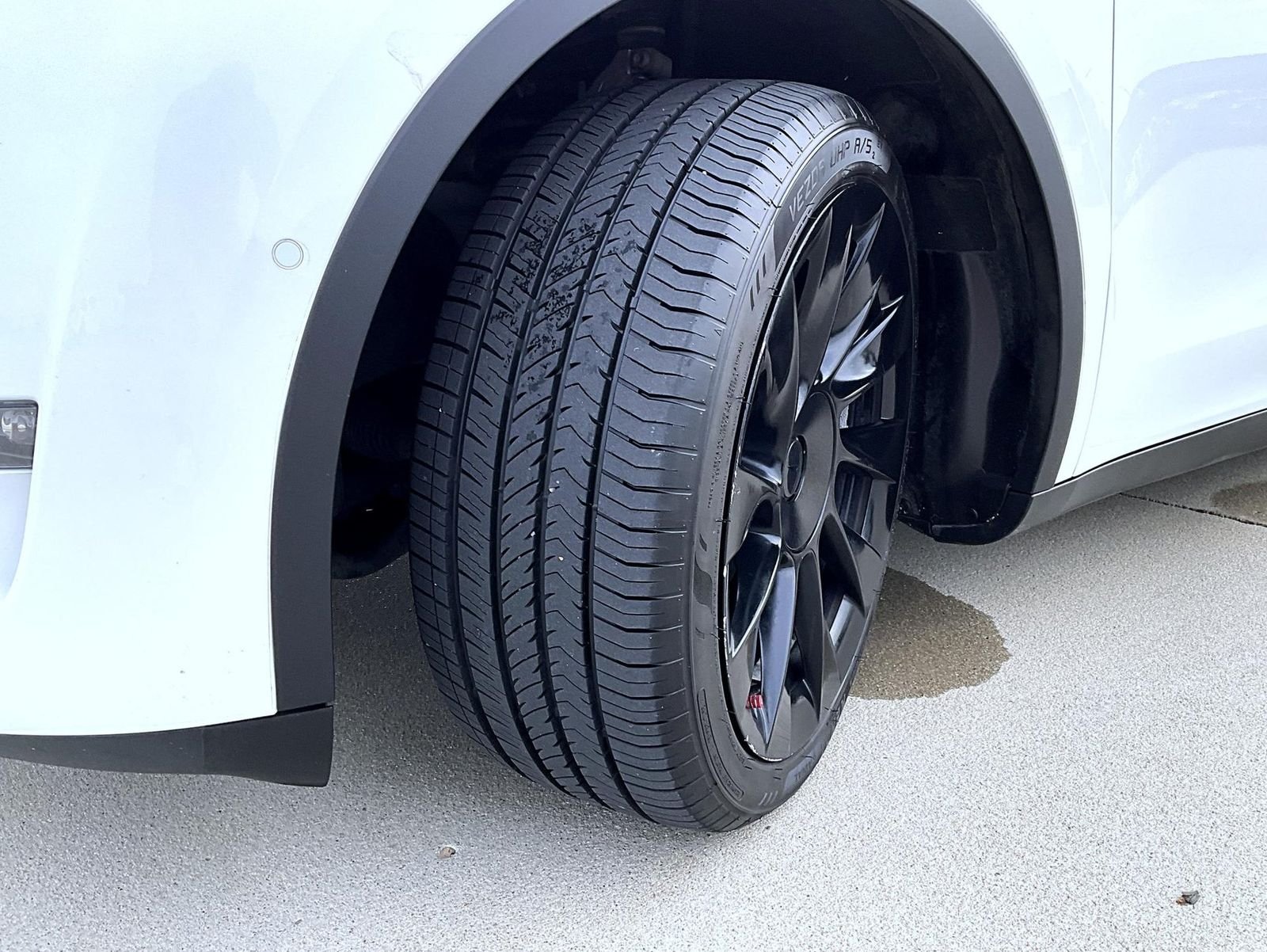 Used 2021 White Tesla Long Range image 26