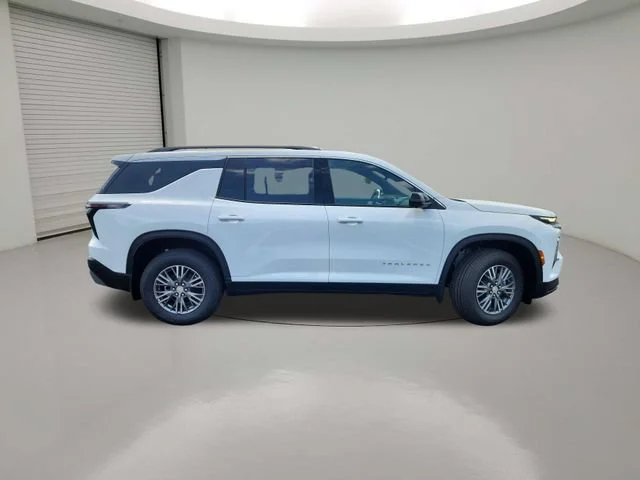 2026 Chevrolet Traverse LT - Photo 8