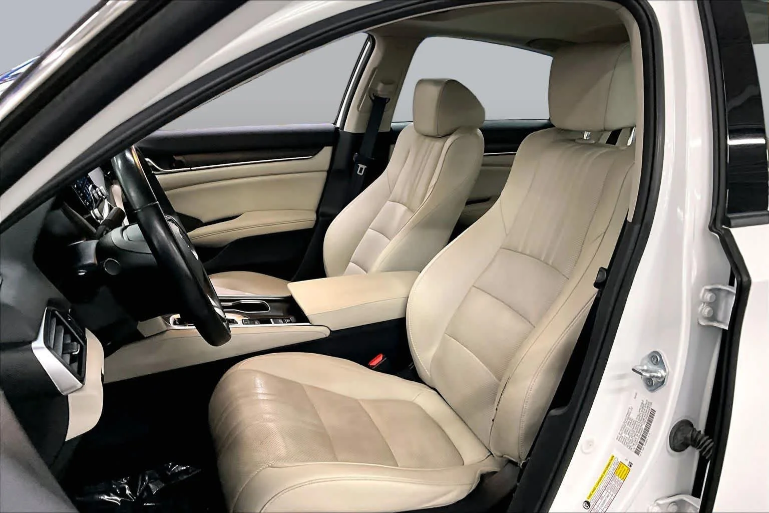 Used 2022 Platinum White Pearl Honda EX-L image 8