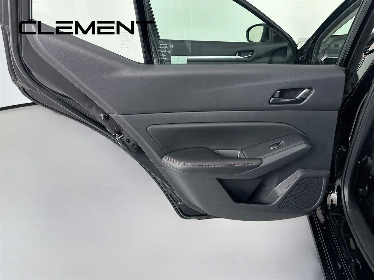 Used 2026 Black Nissan 2.5 SR image 29
