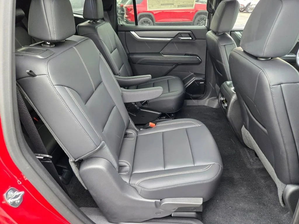 2025 GMC Acadia Elevation - Photo 23