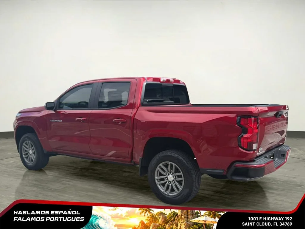 Used 2023 RADIANT RED TINTCOAT Chevrolet 2WD LT image 4