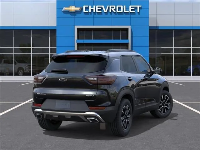 New 2026 Mosaic Black Metallic Chevrolet ACTIV image 4