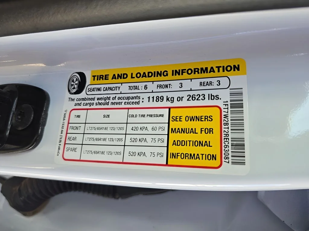 Used 2024 Oxford White Ford XLT image 10