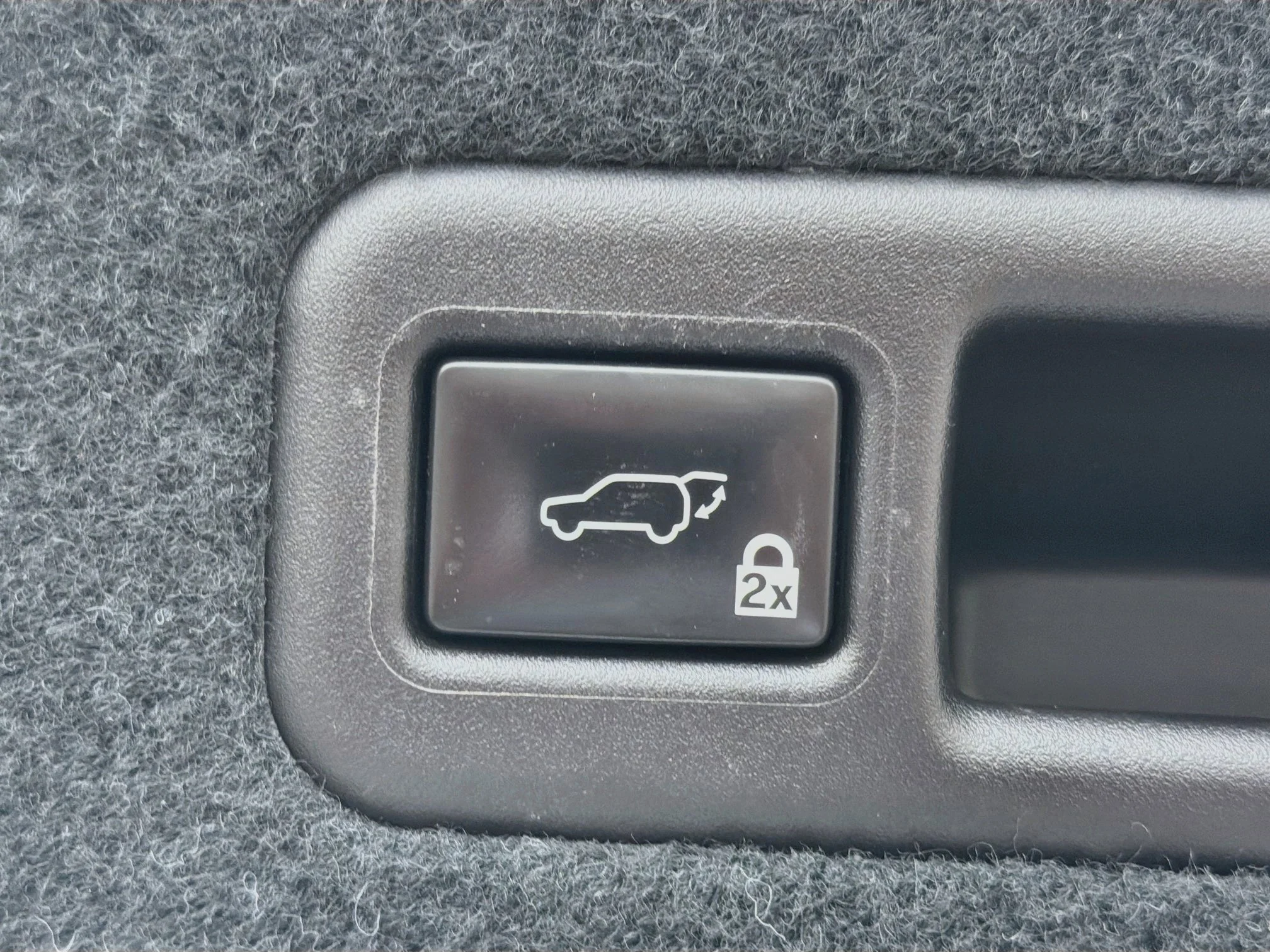 Used 2019 Ultra White Lexus RX 350 F SPORT image 14