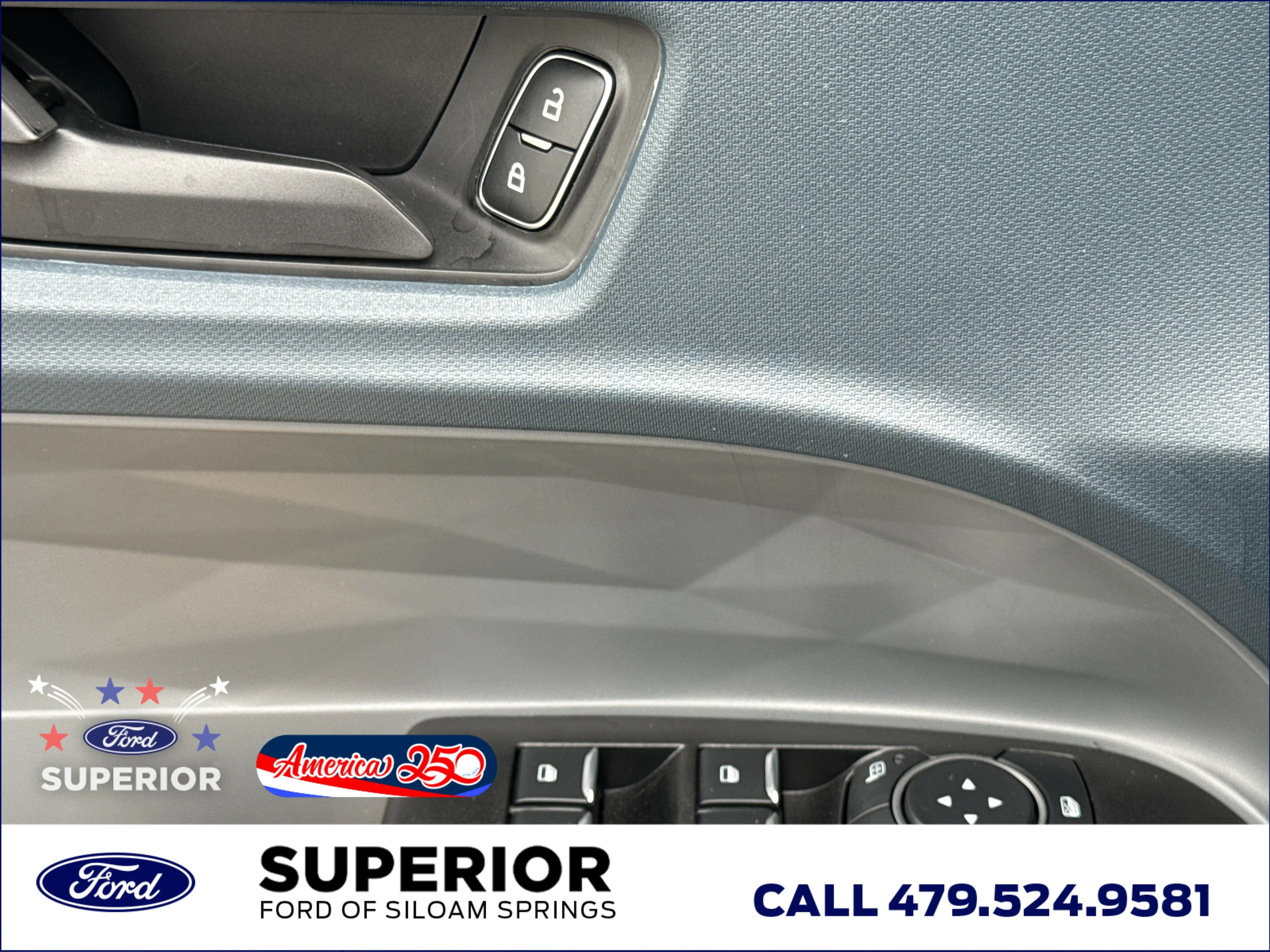 New 2026 Oxford White Ford Tremor AWD image 18