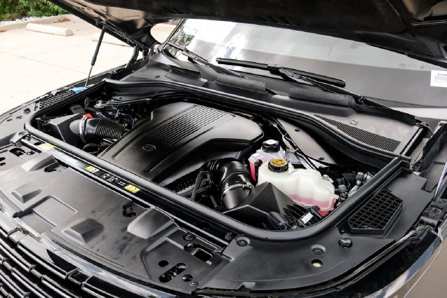 Used 2025 Gray Land Rover Autobiography image 68
