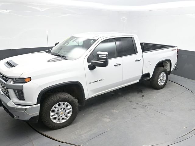 Used 2022 White Chevrolet LTZ image 28