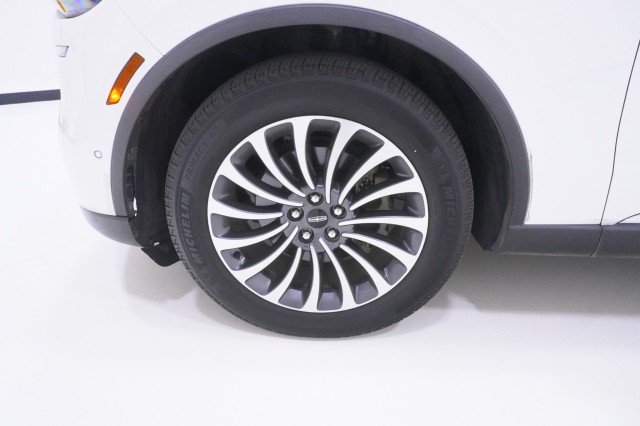 Used 2021 WHITE Lincoln Reserve image 12