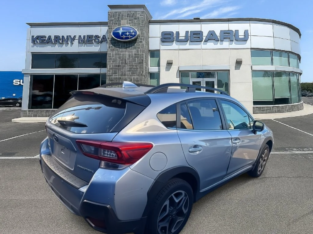 Used 2020 Silver Subaru Limited image 4