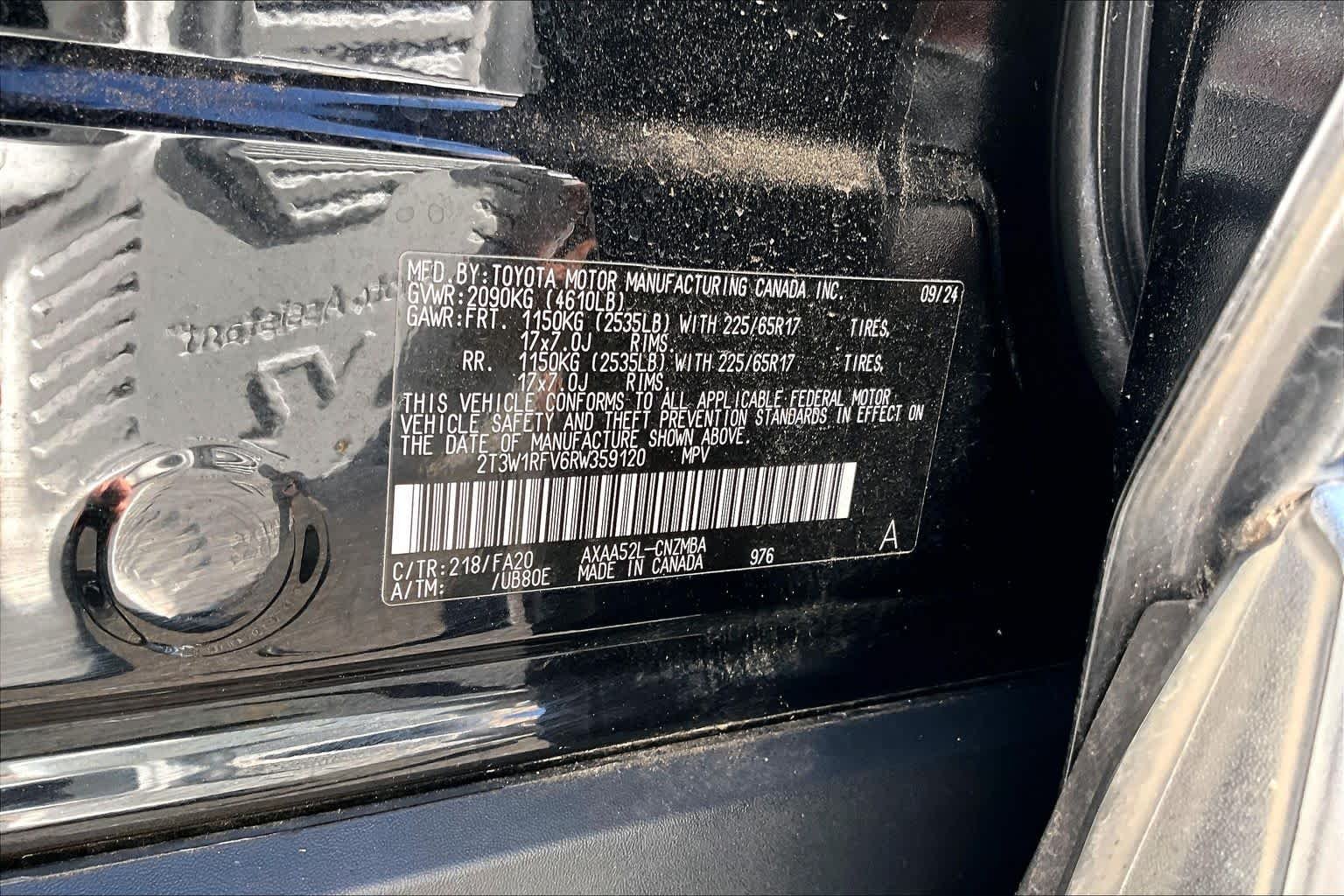 Used 2024 Midnight Black Metallic Toyota XLE image 34