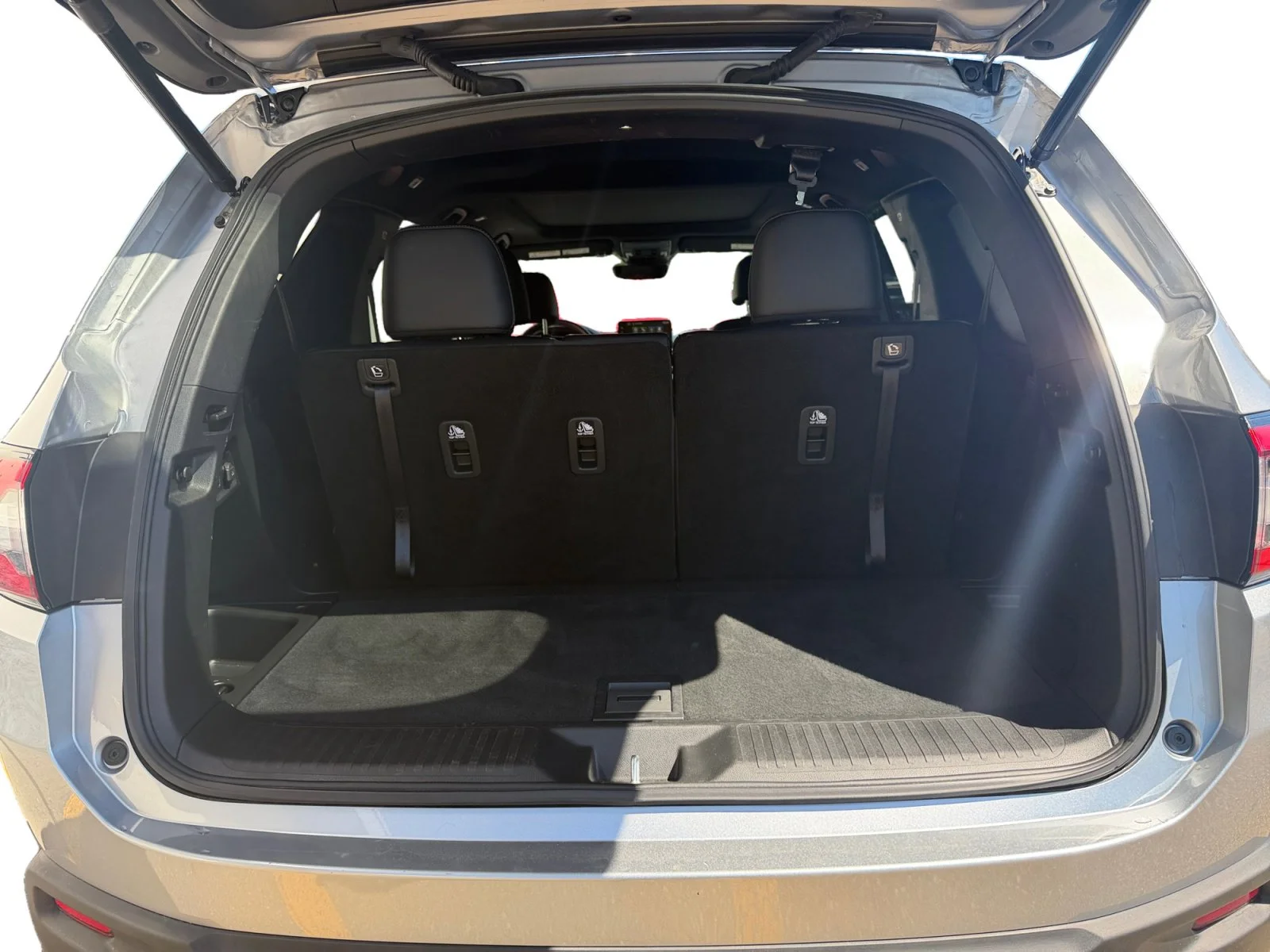 Certified Used 2025 Silver Honda TrailSport image 38