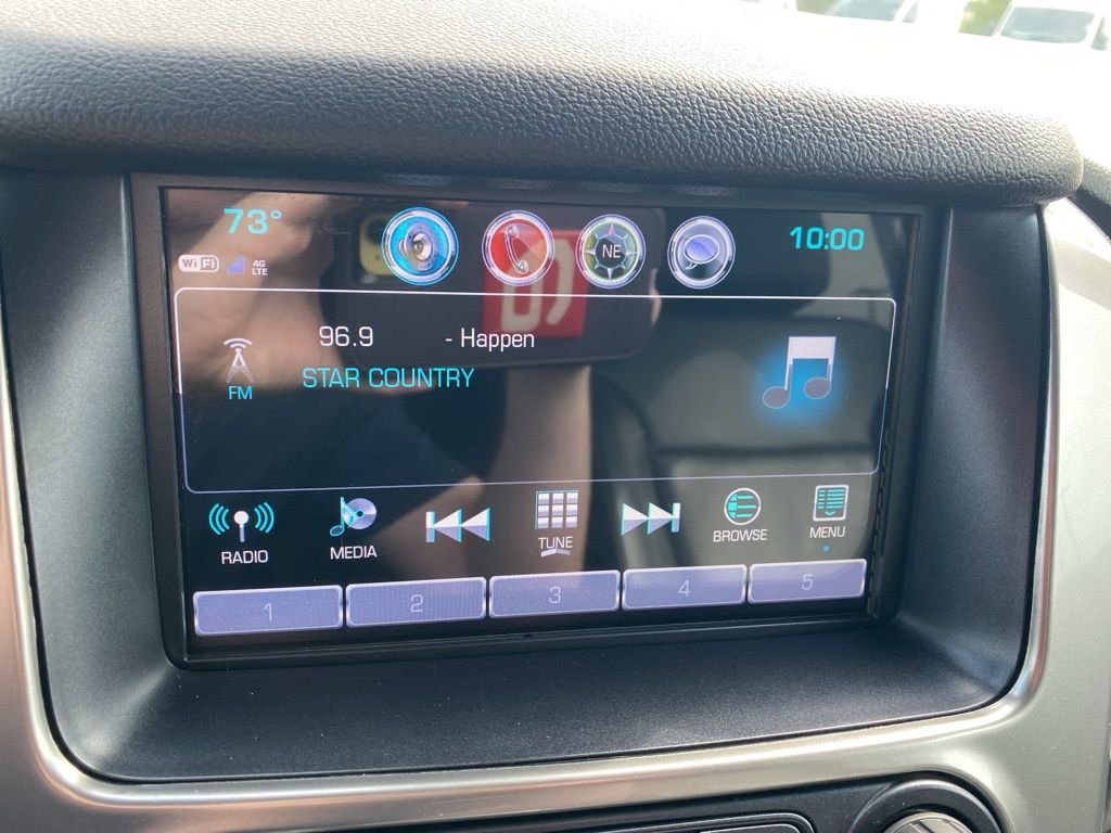 Used 2019 Gray Chevrolet LT image 24