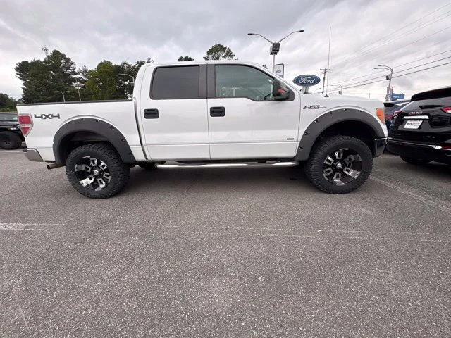 Used 2011 White Ford XLT image 3