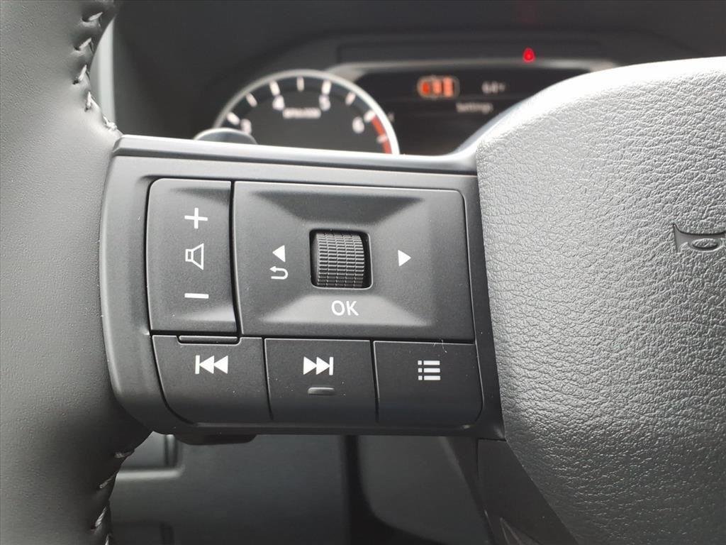 New 2026 Everest White Pearl TriCoat Nissan Platinum image 13