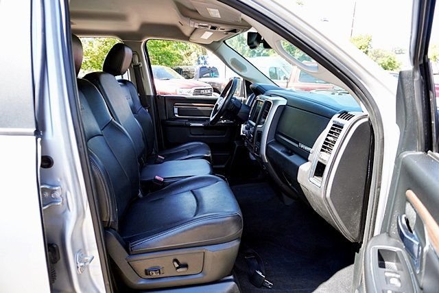 Used 2017 Silver Ram Laramie image 10