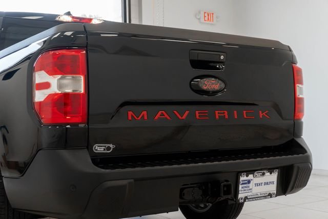 Used 2025 Black Ford XLT image 19