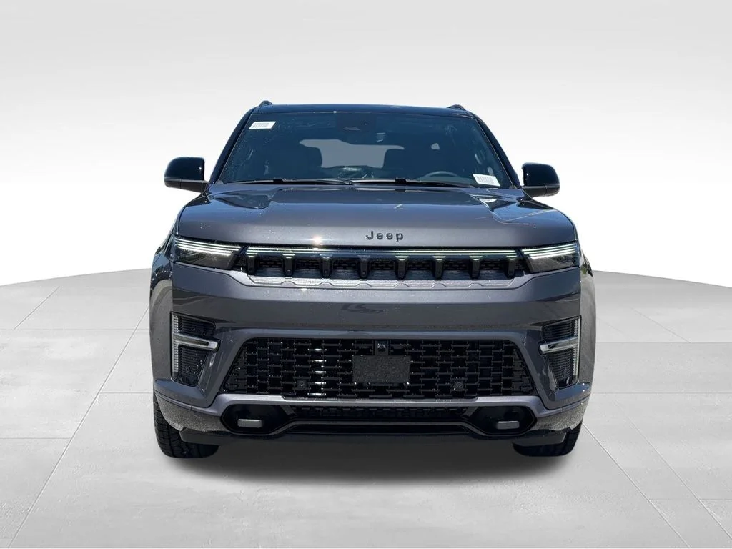 New 2026 Baltic-Gray Metallic Clear-Coat Exterior Paint Jeep Upland image 26