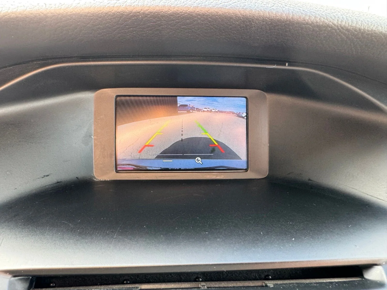 Used 2017 Silver Ford SE image 23