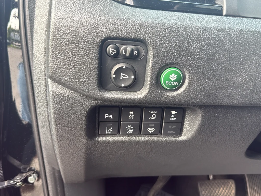 Used 2024  Honda Black Edition image 26