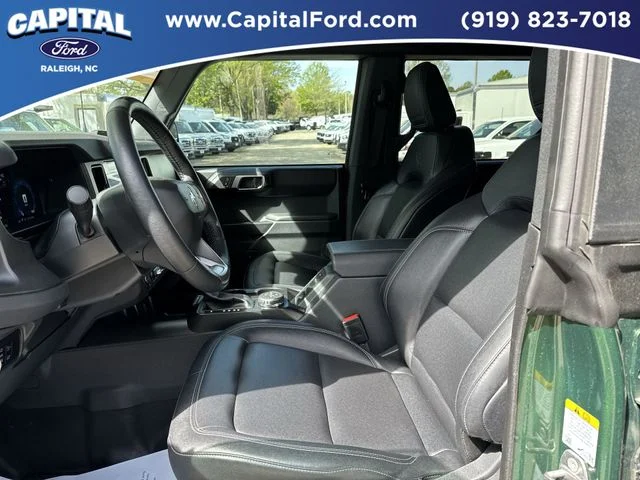 Used 2025 Green Ford Badlands image 23