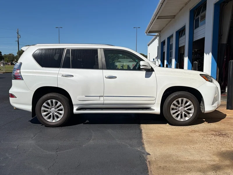 Used 2015 Starfire Pearl LEXUS 460 image 8
