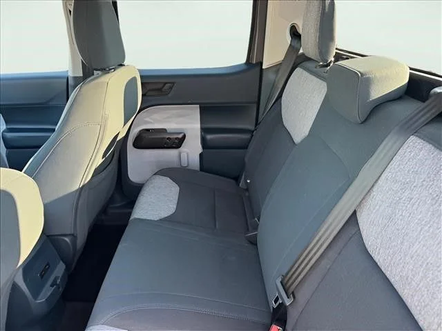 Used 2026 Gray Ford XLT image 10