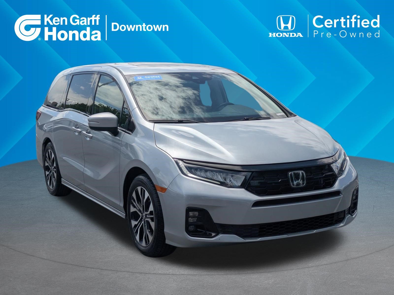 2025 Honda Odyssey Elite's photo