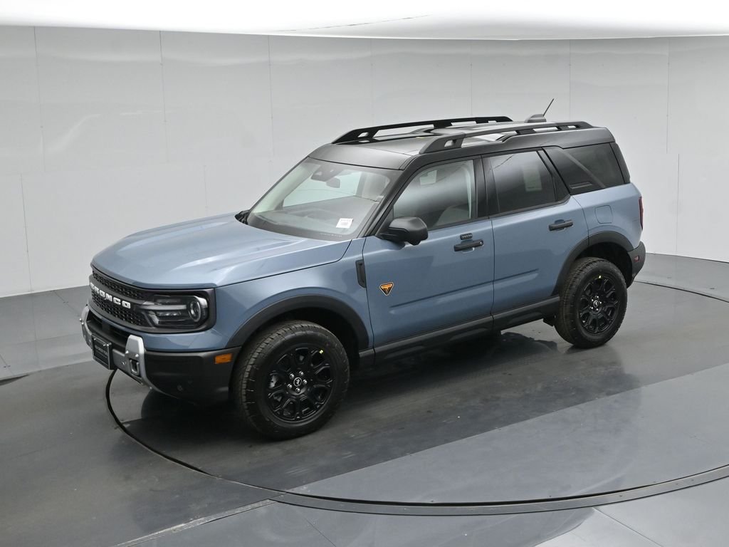New 2026 Azure Gray Metallic Tri-Coat Ford Badlands image 41