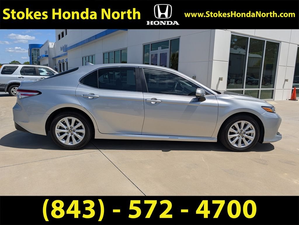 Used 2020 Silver Toyota LE image 10