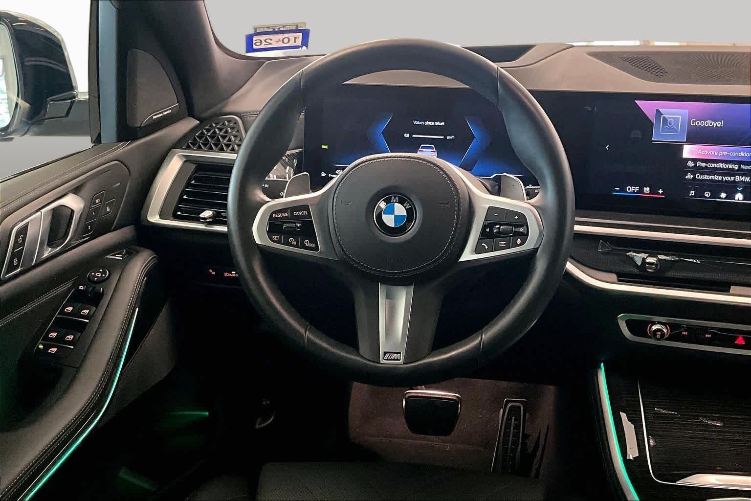 Used 2025 Mineral White Metallic BMW sDrive40i image 16
